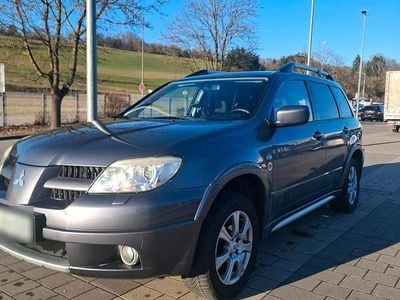 Gebraucht Mitsubishi Outlander Top 160 PS (117 kW) 2005 Silber SUV