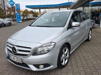 Mercedes B200