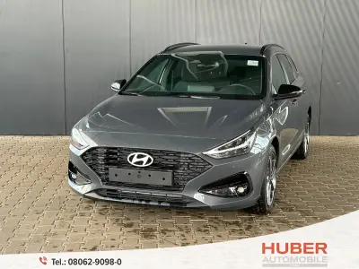 Neu Hyundai i30 Comfort 101 PS (74 kW) 2025 Ecotronic gray Kombi