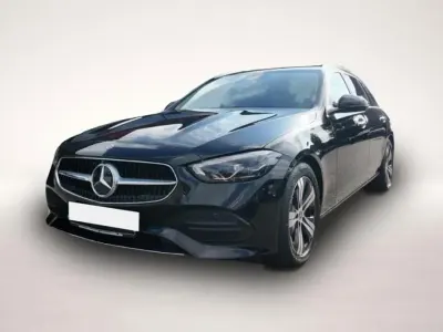 Gebraucht Mercedes C220 Avantgarde 200 PS (147 kW) 2022 Manufacturer