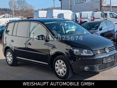 Schwarz Gebraucht 2014 VW Touran Trendline Van / Kleinbus | 8.490 € (Fairer Preis)