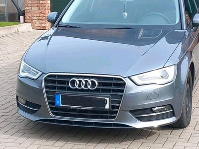 gebraucht Audi A3 2.0 TDI Attraction PDC SHZ BiXenon