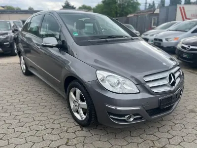 Gebraucht Mercedes B150 95 PS (69 kW) 2008 Grau Van / Kleinbus