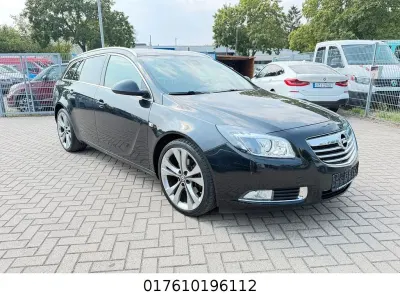 Gebraucht Opel Insignia Sport 160 PS (117 kW) 2010 Schwarz Kombi