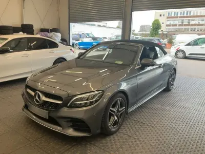 Gebraucht Mercedes C180 AMG line 156 PS (114 kW) 2023 Grau Cabrio