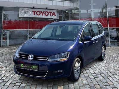 Gebraucht VW Sharan Comfortline 150 PS (110 kW) 2022 Atlantik blue metallic Van / Kleinbus