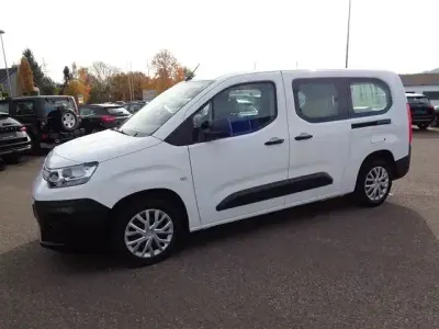 Gebraucht Citroën Berlingo 261 PS (191 kW) 2021 Weiß Van / Kleinbus
