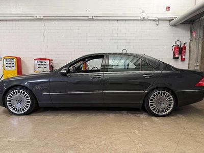 Usata Mercedes S600L 500 CV (367 kW) 2003 Grigio Berlina
