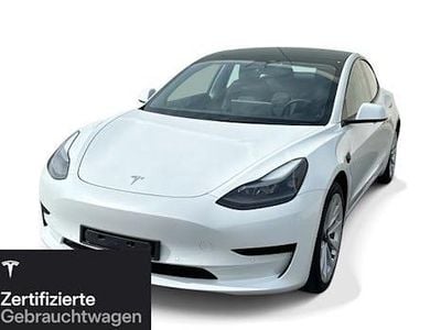 Second-hand Tesla Model 3 RWD 205 kW (279 CP) 2022 Alb Berlinǎ
