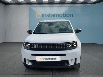 Nouă Fiat Panda 101 CP (74 kW) 2025 Alb Hatchback