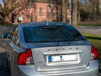 Volvo S40