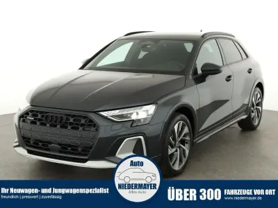 Neu Audi A3 Ambiente 204 PS (150 kW) 2026 Distriktgrün metallic Limousine