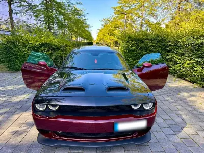 Gebraucht Dodge Challenger 377 PS (277 kW) 2017 Rot Coupé