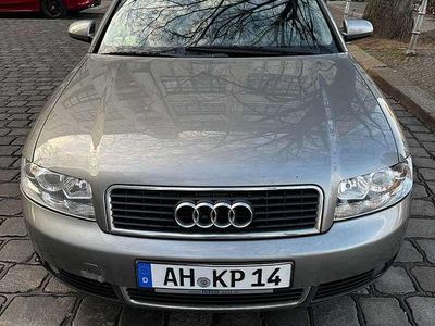 Gebraucht Audi A4 131 PS (96 kW) 2002 Silber Limousine