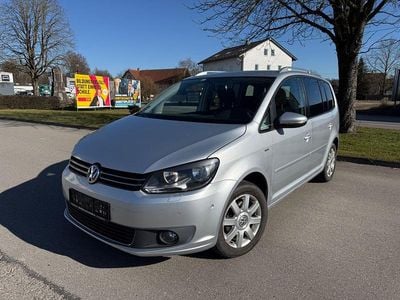 Gebraucht VW Touran Life 105 PS (77 kW) 2013 Silber Van / Kleinbus