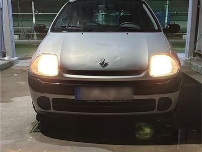 Renault Clio II