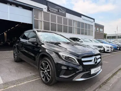 Gebraucht Mercedes GLA200 Urban 156 PS (114 kW) 2016 Schwarz SUV
