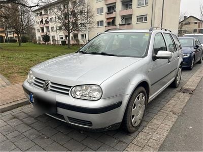 Grau Gebraucht 2001 VW Golf IV Kombi | 999 € (Superpreis)
