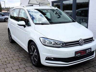 Gebraucht VW Touran Highline 150 PS (110 kW) 2020 Weiß Van / Kleinbus