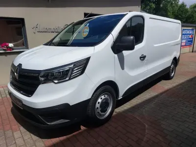 Gebraucht Renault Trafic 131 PS (96 kW) 2023 Weiß Van / Kleinbus