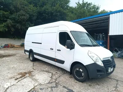 Gebraucht Opel Movano 163 PS (119 kW) 2018 Weiß Van / Kleinbus