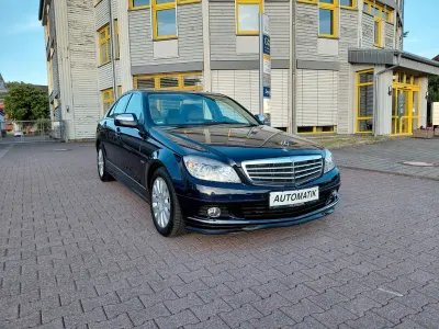Gebraucht Mercedes C220 170 PS (125 kW) 2008 Blau Limousine