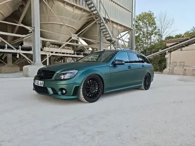 Gebraucht Mercedes C63 AMG AMG 457 PS (336 kW) 2009 Grau Limousine