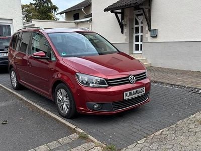 Gebraucht VW Touran Life 105 PS (77 kW) 2014 Rot Van / Kleinbus