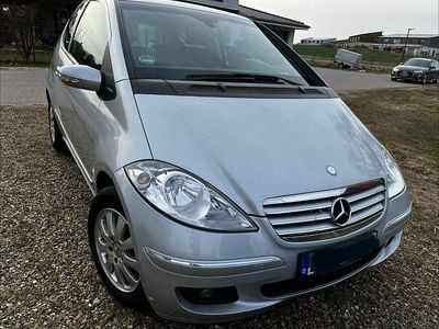 Gebraucht Mercedes A150 Elegance 95 PS (69 kW) 2008 Silber Limousine