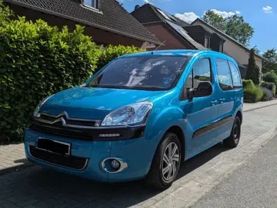 Gebraucht Citroën Berlingo 92 PS (67 kW) 2012 Blau Van / Kleinbus