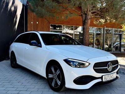 Gebraucht Mercedes C200 Night 163 PS (119 kW) 2023 Weiß Limousine