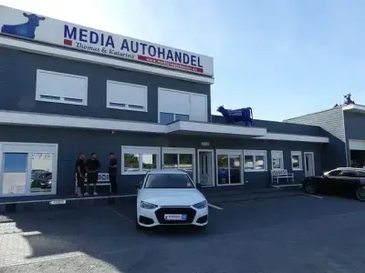 Gebraucht Audi A4 Basis 163 PS (119 kW) 2019 Weiß Kombi