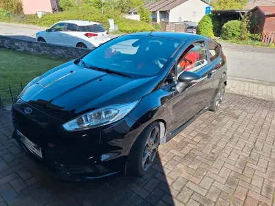 Gebraucht Ford Fiesta Sport 182 PS (133 kW) 2016 Schwarz Kleinwagen