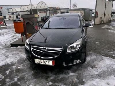 Schwarz Gebraucht 2013 Opel Insignia Kombi | 3.000 € (Guter Preis)