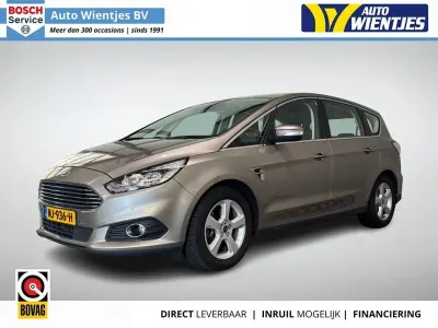 Gebraucht Ford S-MAX Titanium 150 PS (110 kW) 2017 Grau Van / Kleinbus