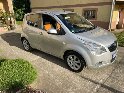 Używany Opel Agila Edition 68 KM (50 kW) 2009 Srebrny Hatchback