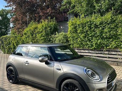 Grau Gebraucht 2020 Mini Cooper Chili Kleinwagen | 16.900 € (Guter Preis)