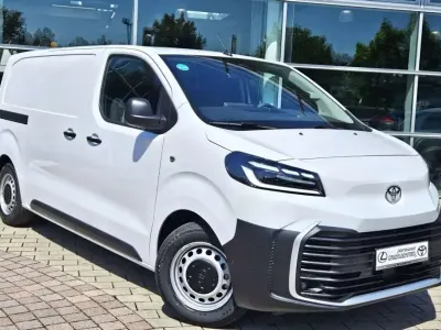 Neu Toyota Proace 100 kW (136 PS) 2026 Ice white Van / Kleinbus