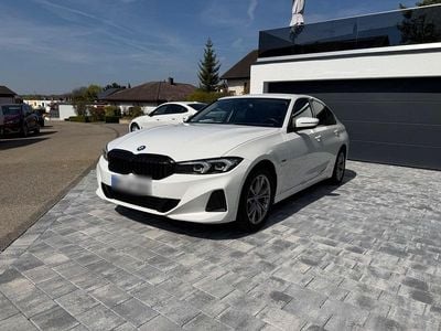 Second-hand BMW 320e Sport Line 204 CP (150 kW) 2022 Alb Berlinǎ