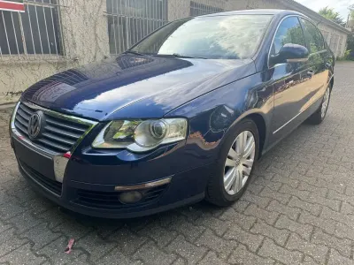 Gebraucht VW Passat Highline 150 PS (110 kW) 2005 Blau Limousine