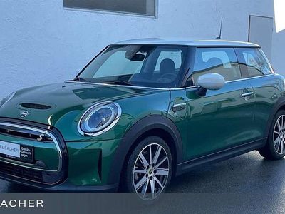 Gebraucht Mini Cooper Coupé Classic 135 kW (184 PS) 2022 British racing green metallic Coupé