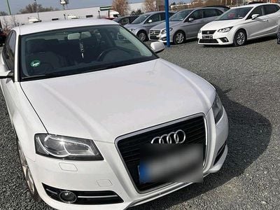 Gebraucht Audi A3 160 PS (117 kW) 2010 Weiß Kleinwagen