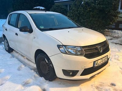 Gebraucht Dacia Sandero 73 PS (53 kW) 2016 Weiß Limousine