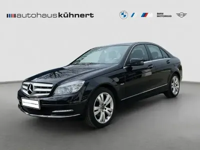 Używany Mercedes C250 204 KM (150 kW) 2011 Czarny Sedan/Limuzyna