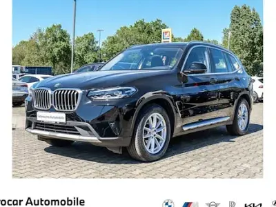 Begagnad BMW X3 190 HK (139 kW) 2023 Svart SUV