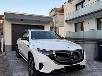 Mercedes EQC400