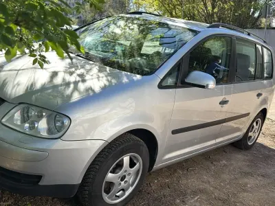 Gebraucht VW Touran 101 PS (74 kW) 2005 Silber Van / Kleinbus