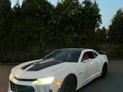 Gebraucht Chevrolet Camaro 360 PS (264 kW) 2014 Weiß Coupé