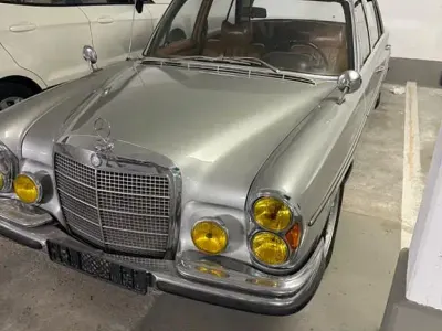 Gebraucht Mercedes S300 250 PS (183 kW) 1969 Silber Limousine