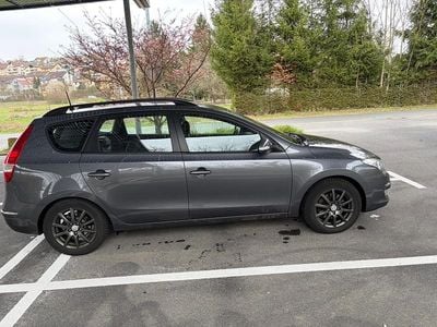 Gebraucht Hyundai i30 143 PS (105 kW) 2009 Grau Kombi